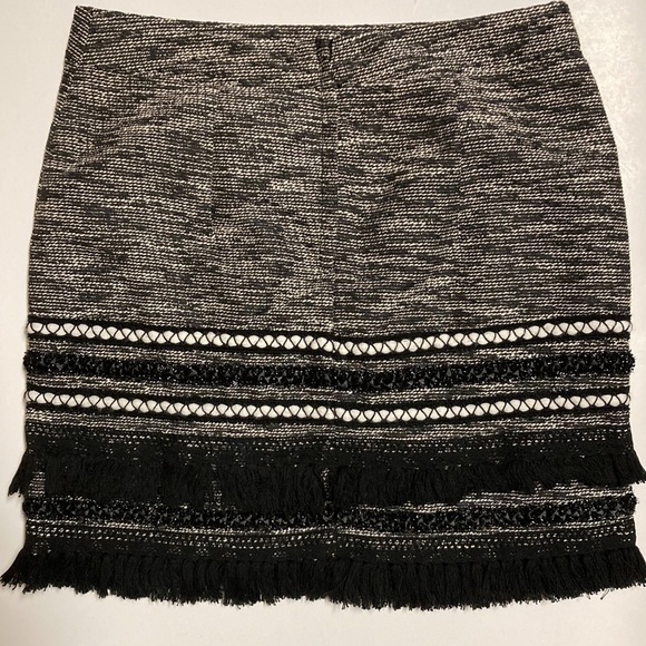 H&M Skirt Tweed Miniskirt Fringe Size 10 - Picture 2 of 12